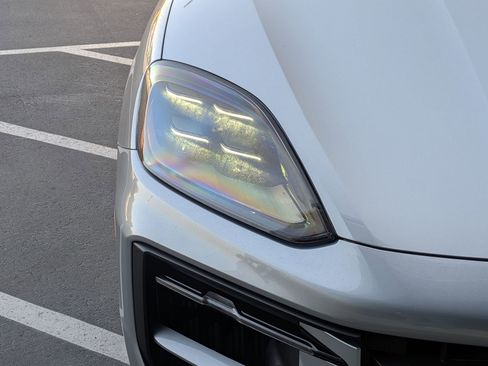 New 2026 Porsche Cayenne Coupe image 11