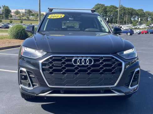 Used 2023 Audi Q5 2.0T Premium w/ Convenience Package AWD/4WD image 2
