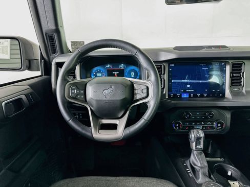 Used 2025 Ford Bronco Big Bend AWD/4WD image 17