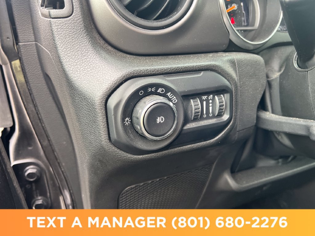 Used 2022 Jeep Wrangler Unlimited Sport AWD/4WD image 30