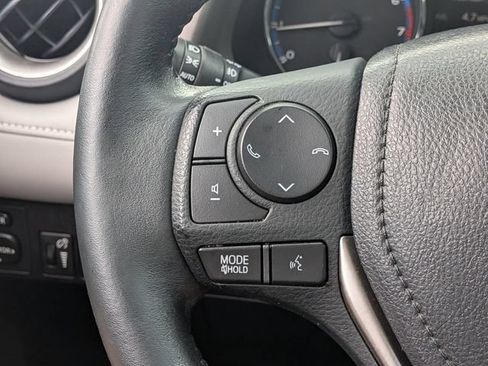 Used 2017 Toyota RAV4 Platinum FWD image 23