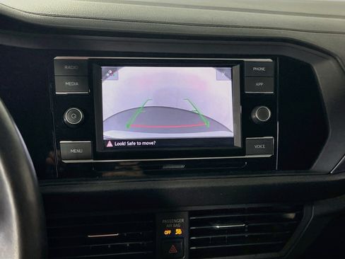 Used 2023 Volkswagen Jetta SE FWD image 13