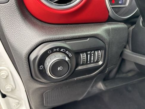 Used 2020 Jeep Wrangler Unlimited Rubicon image 27