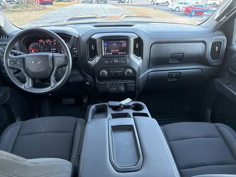 Used 2025 Chevrolet Silverado 1500 Custom Trail Boss w/ LPO, Dark Essentials Package image 19