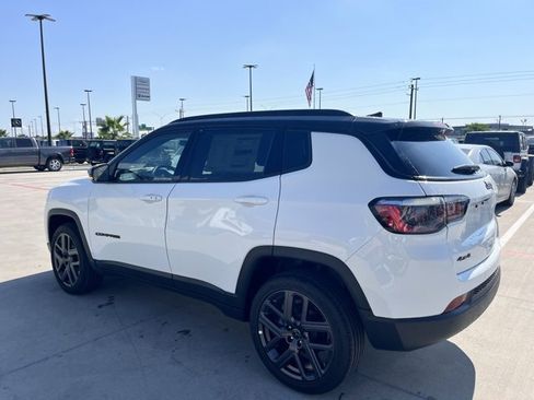New 2026 Jeep Compass Limited image 5