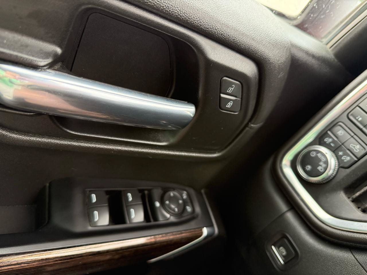 Used 2022 GMC Sierra 1500 Elevation AWD/4WD image 28