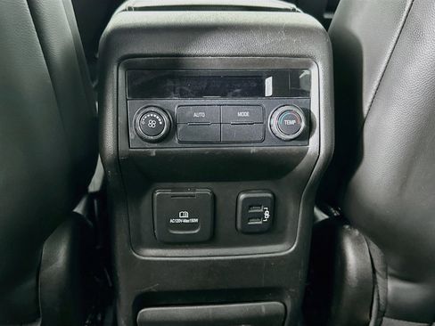 Used 2017 GMC Acadia SLT FWD image 29