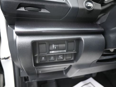 Used 2023 Subaru Crosstrek 2.5i Sport AWD/4WD image 20