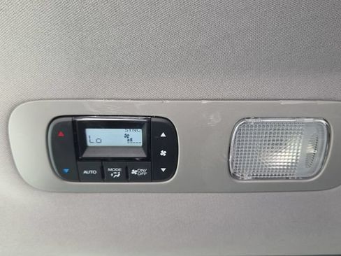 Used 2023 Honda Odyssey EX-L image 15