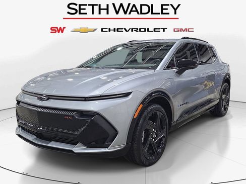 New 2025 Chevrolet Equinox EV RS w/ LPO, Illumination Package image 3