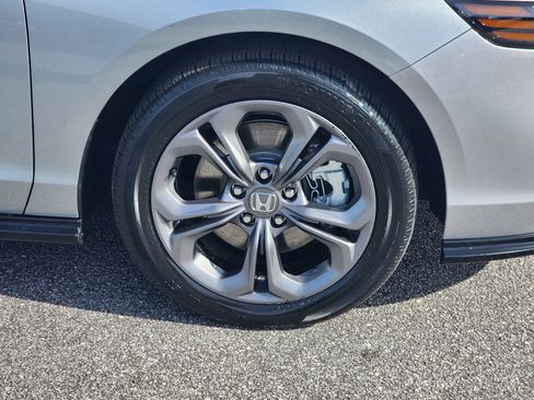 Certified 2024 Honda Accord EX-L image 10