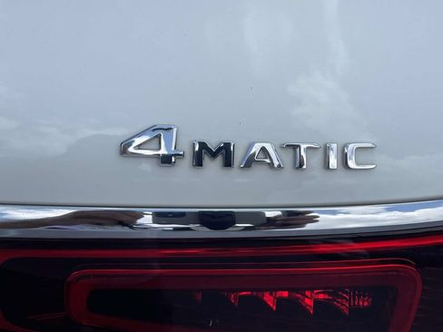 Used 2022 Mercedes-Benz GLS 450 4MATIC image 9