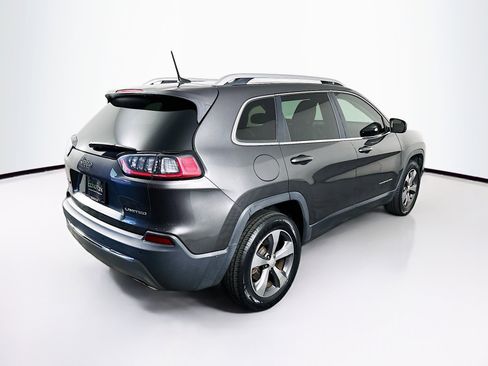 Used 2019 Jeep Cherokee Limited image 9