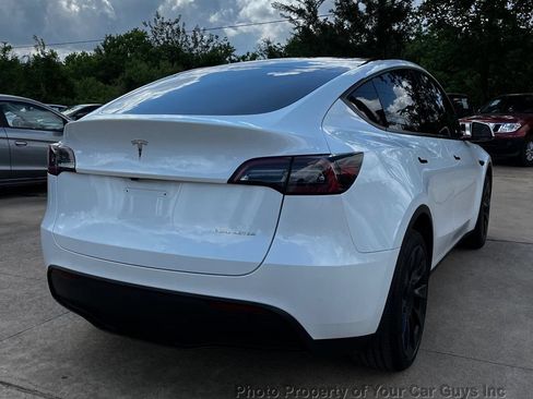 Used 2023 Tesla Model Y Long Range AWD/4WD image 7