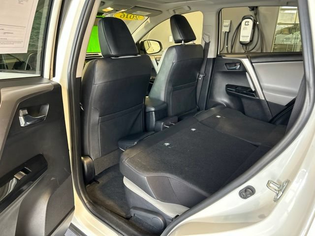 Used 2016 Toyota RAV4 Limited AWD/4WD image 27