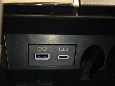 Used 2025 Toyota Sequoia Platinum w/ Tow Technology Package image 33