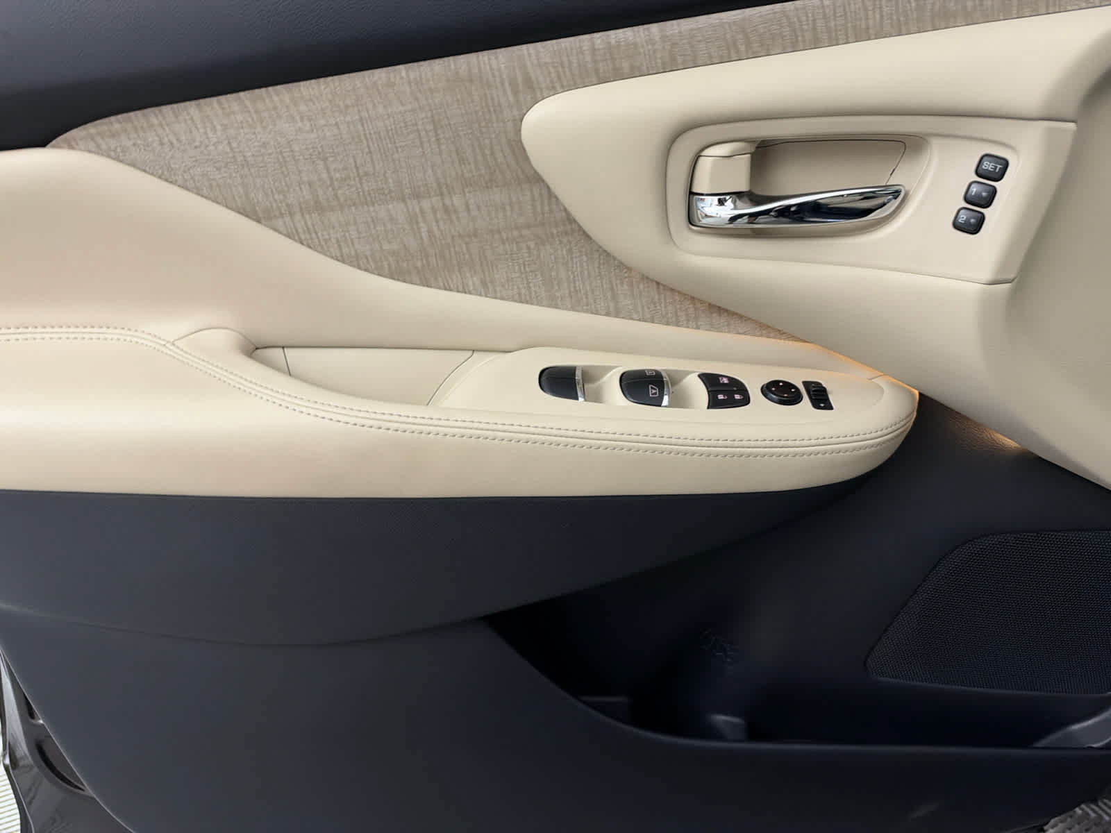Used 2022 Nissan Murano SL FWD image 22