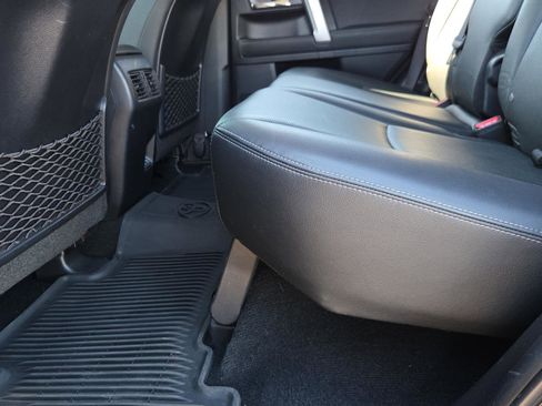 Used 2020 Toyota 4Runner Limited image 15