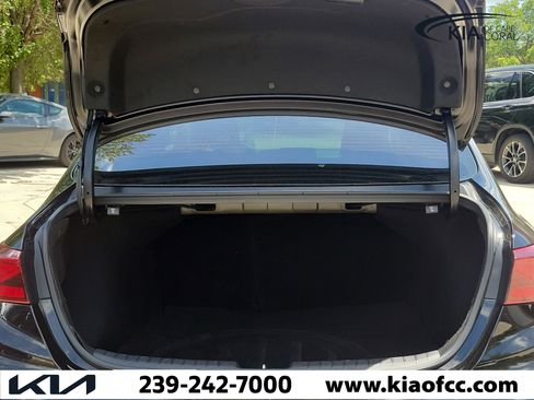 Certified 2023 Kia Forte LXS FWD image 11