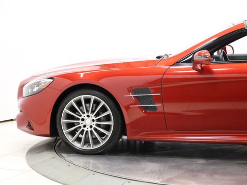 Used 2017 Mercedes-Benz SL 450 image 7