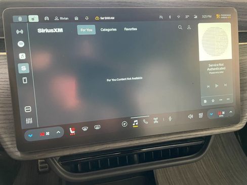 Used 2023 Rivian R1T Adventure image 37