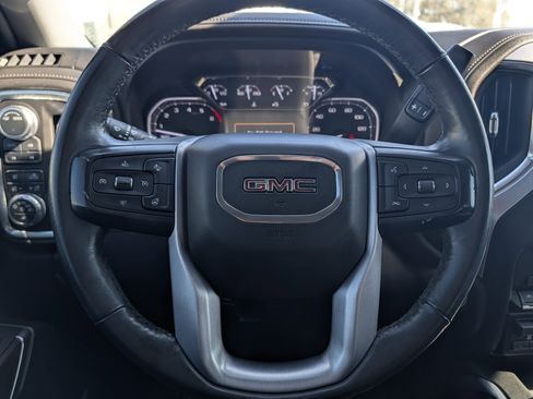 Used 2021 GMC Sierra 1500 SLT w/ SLT Premium Plus Package AWD/4WD image 27