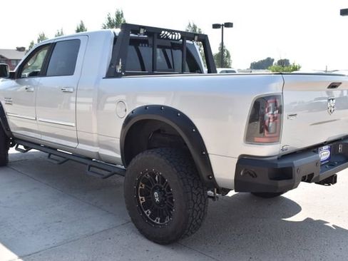 Used 2015 RAM 2500 Laramie AWD/4WD image 9