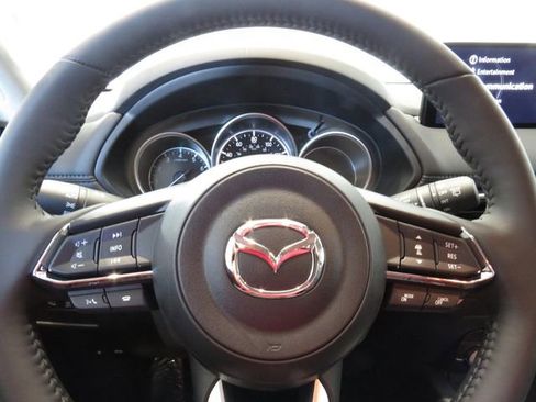 Certified 2025 MAZDA CX-5 AWD 2.5 S w/ Select Package image 14