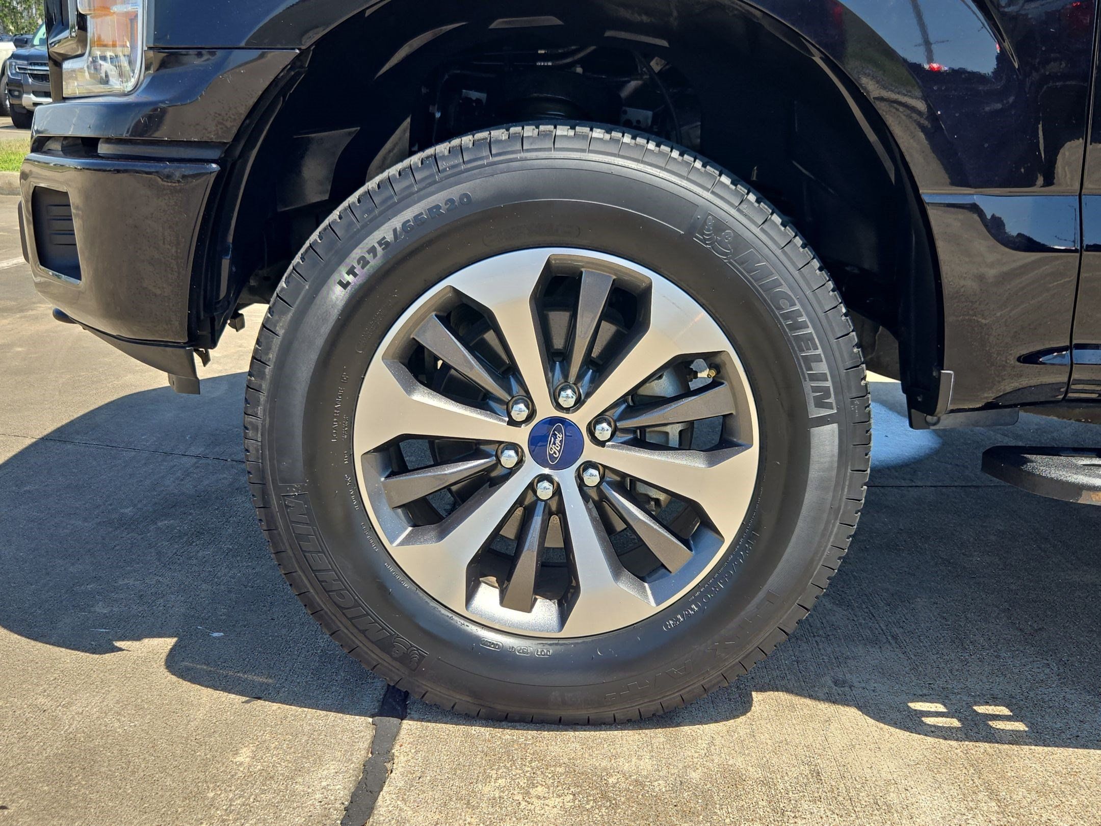 Used 2019 Ford F150 XL w/ Equipment Group 101A Mid AWD/4WD image 13