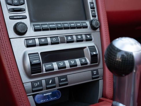 Used 2008 Porsche 911 Turbo AWD/4WD image 9