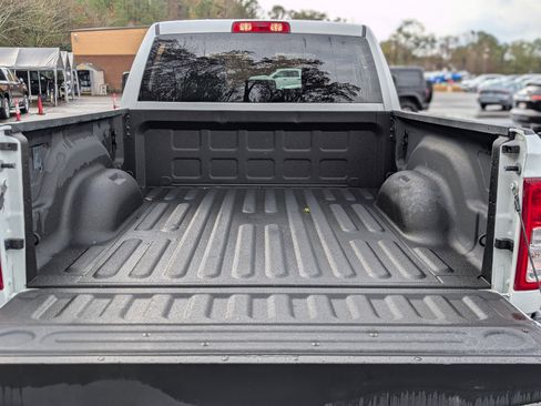 Used 2024 RAM 2500 Big Horn w/ Bed Utility Group image 18