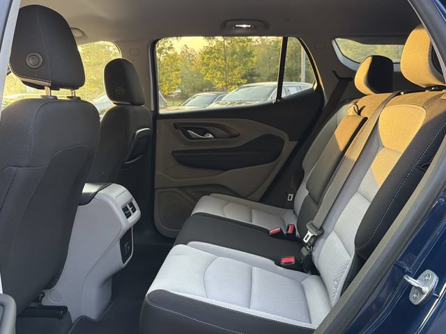 Used 2022 GMC Terrain SLE FWD image 13