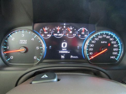 Used 2018 Chevrolet Tahoe Premier image 35