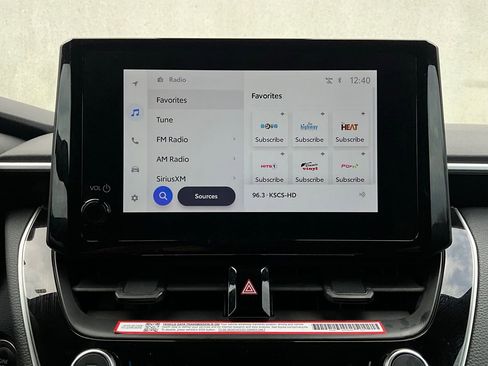 Used 2025 Toyota Corolla SE image 28