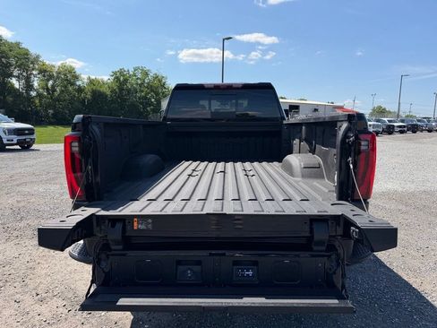 Used 2024 GMC Sierra 3500 Denali Ultimate AWD/4WD image 20