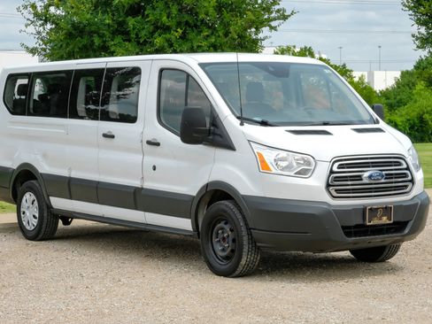Used 2018 Ford Transit 350 XLT RWD image 7