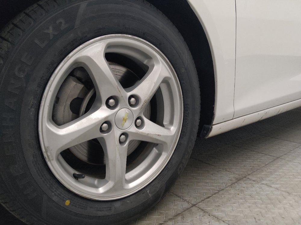 Used 2018 Chevrolet Malibu LS FWD image 31