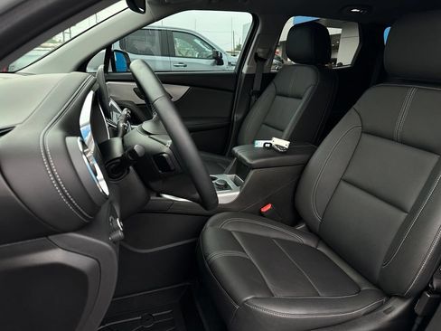 Used 2024 Chevrolet Blazer LT FWD image 14