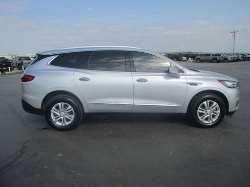 Used 2021 Buick Enclave Preferred image 5
