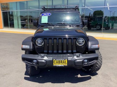Used 2021 Jeep Wrangler Willys image 4