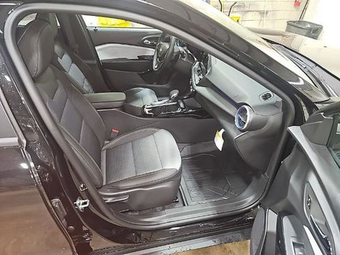 New 2026 Chevrolet Trax LT w/ Driver Confidence Package FWD image 26