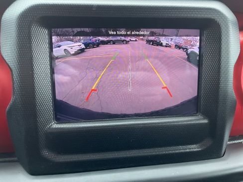 Used 2018 Jeep Wrangler Unlimited Rubicon w/ Safety Group image 18