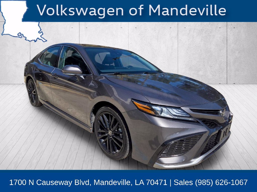 Used 2024 Toyota Camry XSE FWD image 7