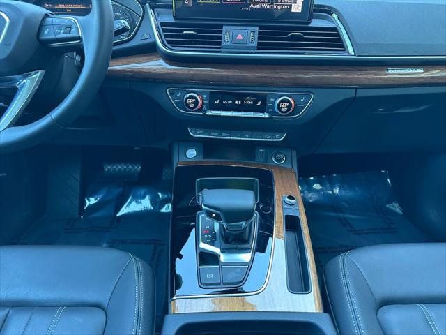 Certified 2023 Audi Q5 2.0T Premium w/ Convenience Package AWD/4WD image 11