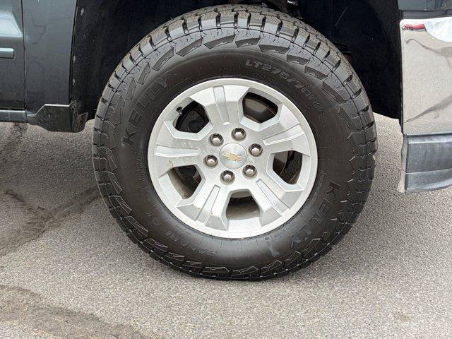 Used 2018 Chevrolet Silverado 1500 LT w/ All Star Edition AWD/4WD image 10
