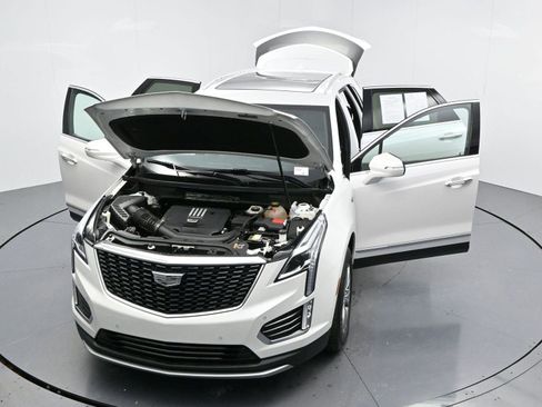 Certified 2022 Cadillac XT5 Premium Luxury image 48
