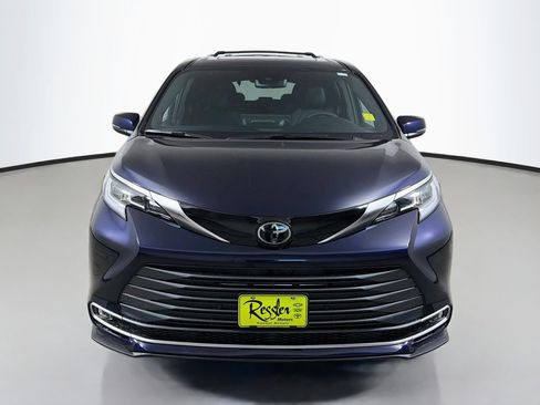 New 2026 Toyota Sienna Limited AWD/4WD image 2