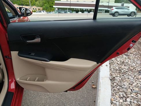 Used 2014 Toyota Camry LE FWD image 24