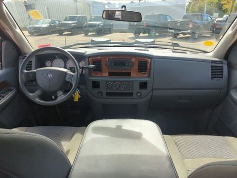 Used 2006 Dodge Ram 2500 Truck SLT image 19