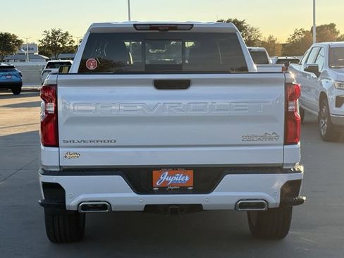 New 2026 Chevrolet Silverado 1500 High Country w/ High Country Premium Package image 5